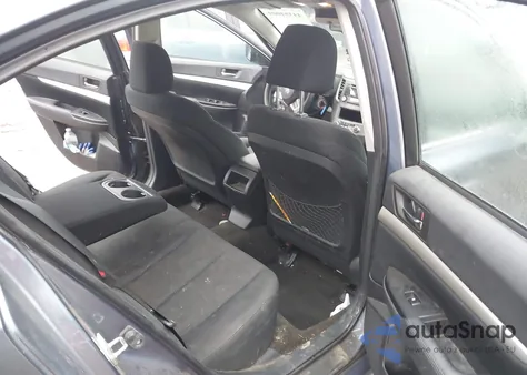 2013 Subaru Legacy 2.5I z USA, uszkodzony, nr VIN 4S3BMBA6XD3041641